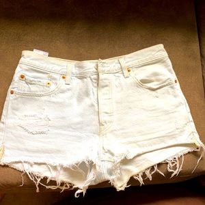 Levi’s shorts
